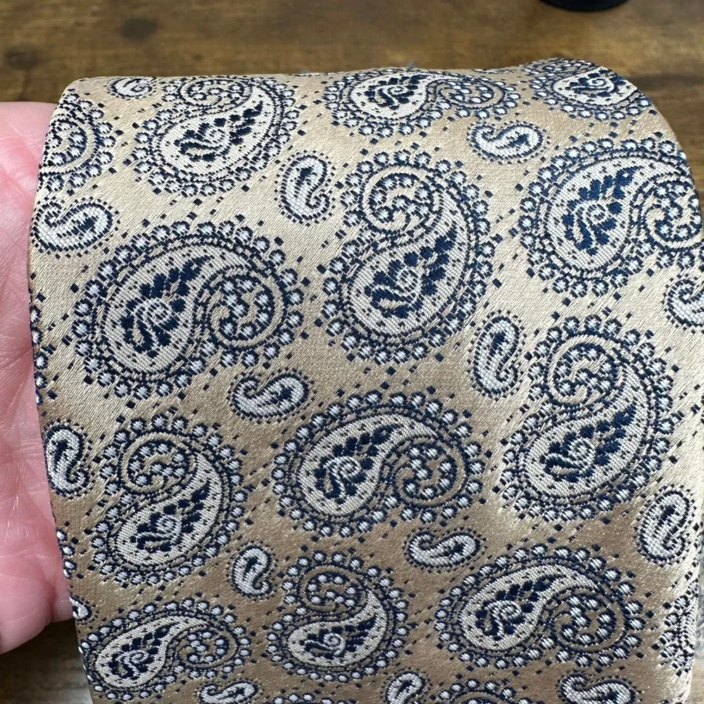 Christian Dior Cravates Mens Paisley Tie Tan Navy Blue Vintage Designer Necktie‎